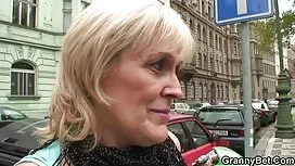 یک سبزه ای با قیافه  ...