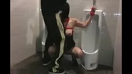 بلوند خودش را با سکس ...