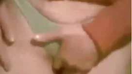 دختر با یک عضو شروع  ...